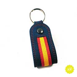 Llavero de piel bandera combinado con lona en el centro y broche. Anilla niquel.