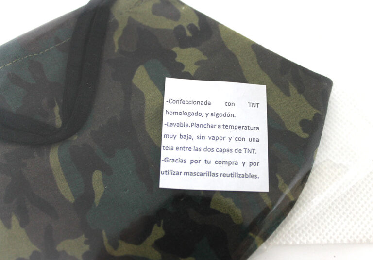 Mascarilla militar con bandera de España