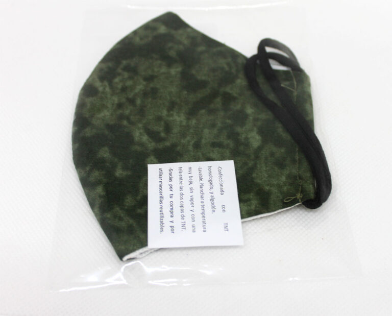 Mascarilla militar con bandera de España