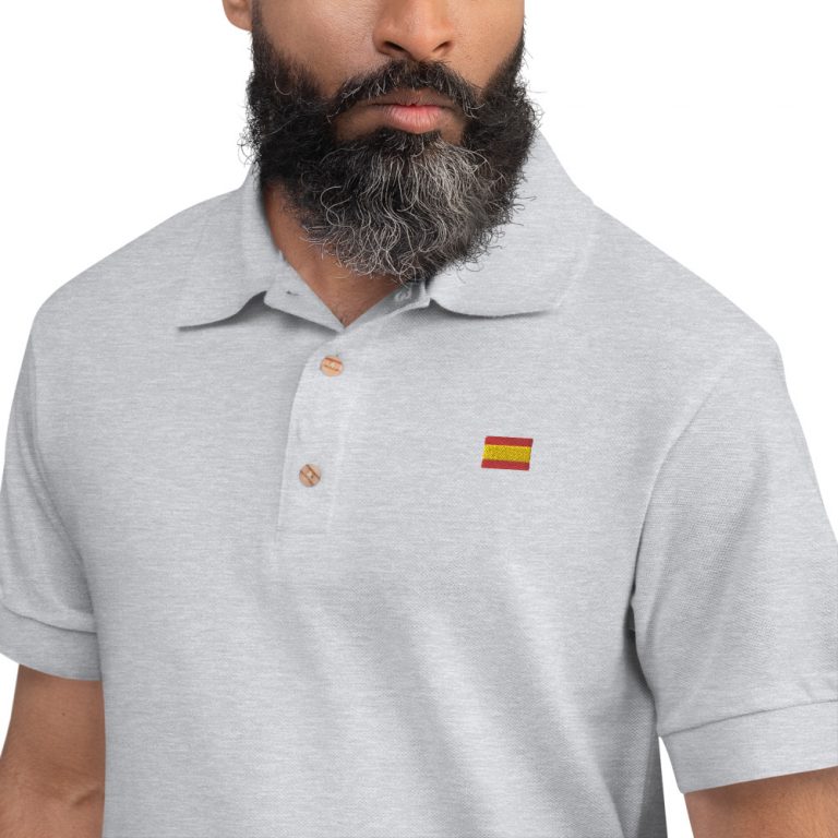 Polo bordado con la bandera de España